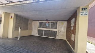Car parking in Sant Joan