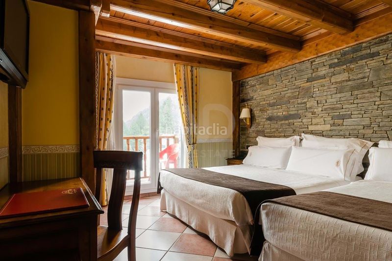 Foto f77bb757-584c-4ad9-87a2-83d4b1203a9b. Edifici a Valls de Valira (Les)