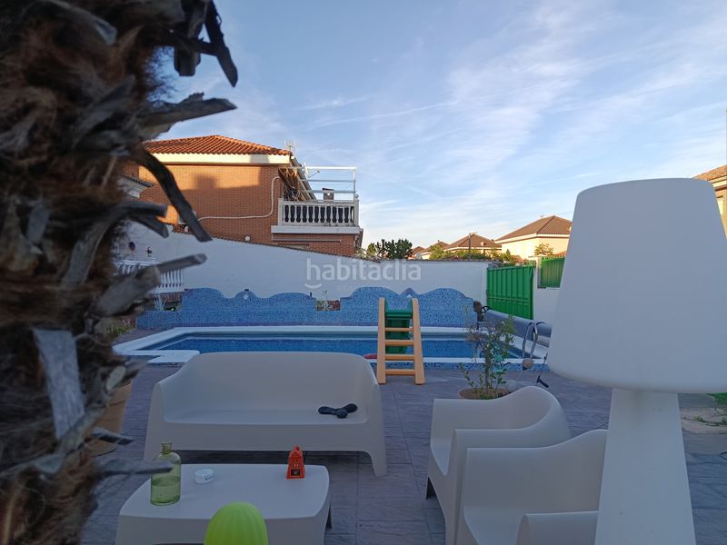 Foto f97e51d2-dc70-4b83-b5bc-fe2bb5664e80. Casa amb calefacció aparcament piscina a Meco pueblo Meco