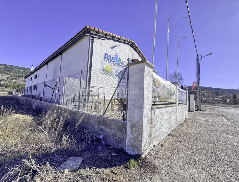 Foto 59d7c180-53fa-45fe-b041-dce18a3c46b2. Edifici a Alcalá de la Selva