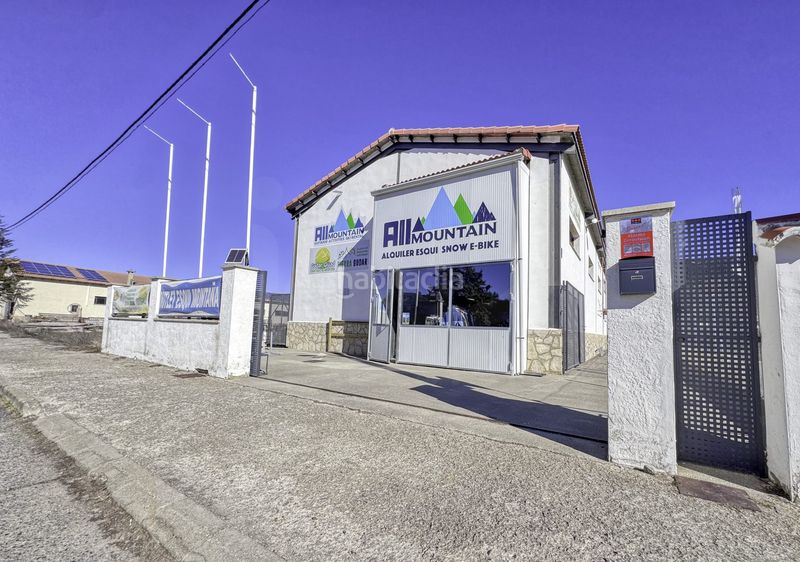 Foto c4e64fdd-6d20-4546-92e7-a1f8f6db017b. Edifici a Alcalá de la Selva