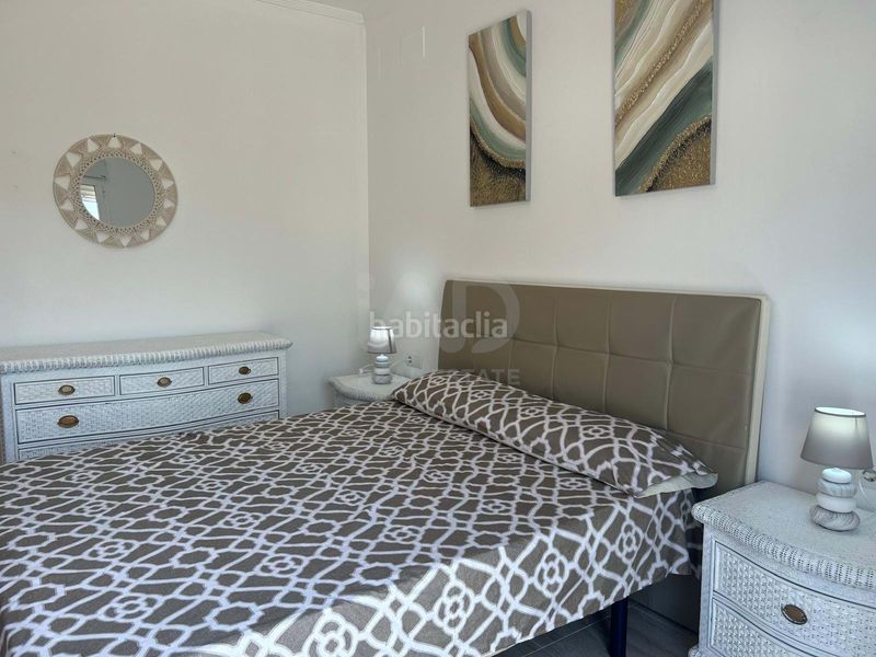 Foto b6da3dc9-e5a6-4bbb-808a-1e859215f82d. Casa aparellada amb calefacció aparcament piscina a Calp