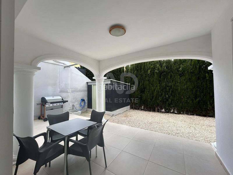 Foto f0374c06-ef86-4453-87de-6e935c9b3d76. Casa aparellada amb calefacció aparcament piscina a Calp