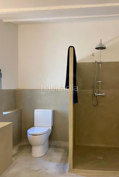 Foto ac84fc07-4a70-45f5-a4aa-14f43cba91d0. Casa en calle dalt 8 8 en Piles (Les)
