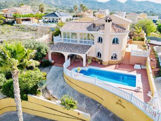 Chalet in Camí de la torre de les maçanes 5