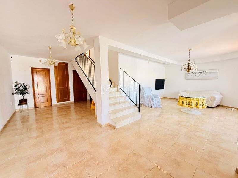 Foto 4b0f90bc-69a4-44e1-b244-10d2f610a95f. Chalet en Busot