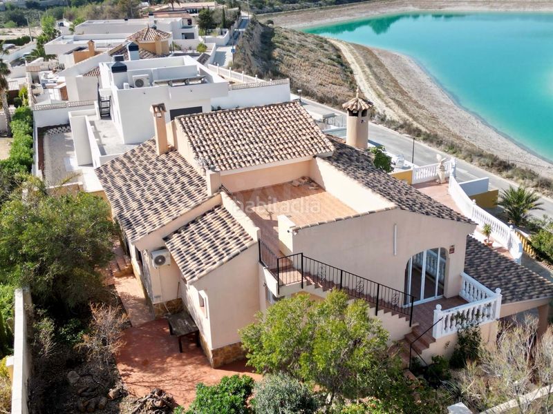 Foto 8f79a5b5-b232-47a9-98b2-bf82669359f5. Chalet en Busot