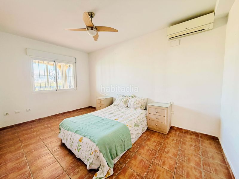 Foto e57a8963-8d6a-41ed-b5f8-776708ea8d72. Chalet en Busot