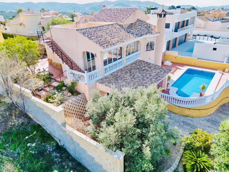 Foto fe53ad00-7cfd-47ed-8b6b-ec9942804fe0. Chalet en Busot