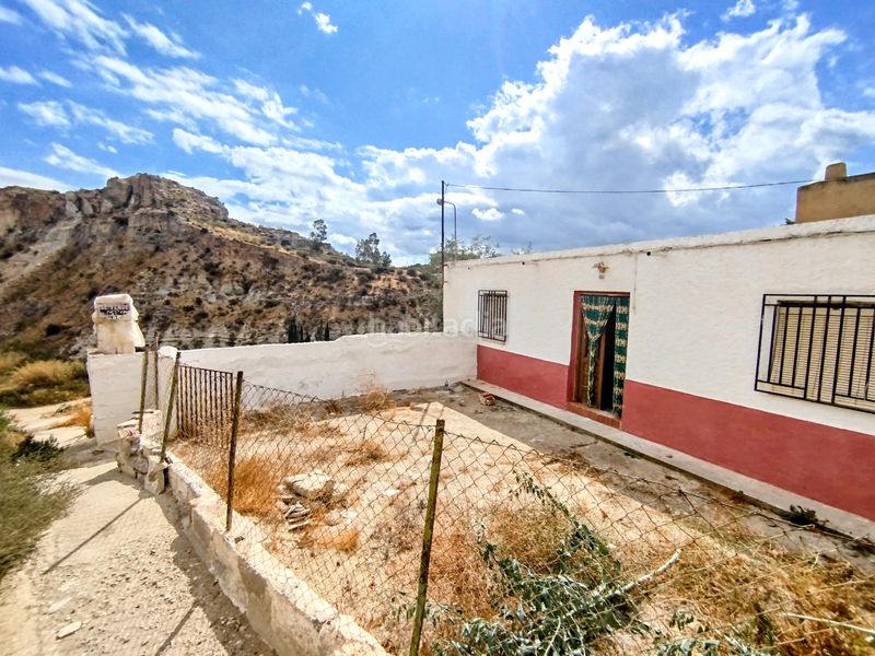 Foto 73890bc4-7786-4c24-b937-3934bd07291c. Casa amb piscina a Sorbas