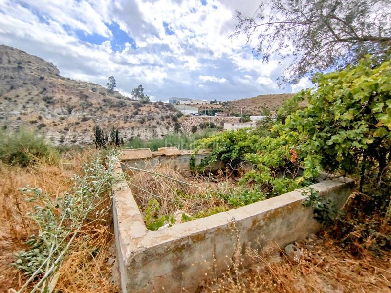 Foto c36c35c0-ead8-4d9f-9dfa-0e373a1f8e06. Casa amb piscina a Sorbas