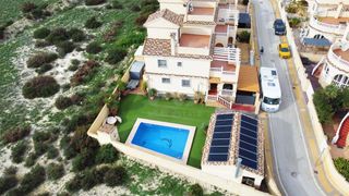 Chalet in Calle garcilaso de la vega 56