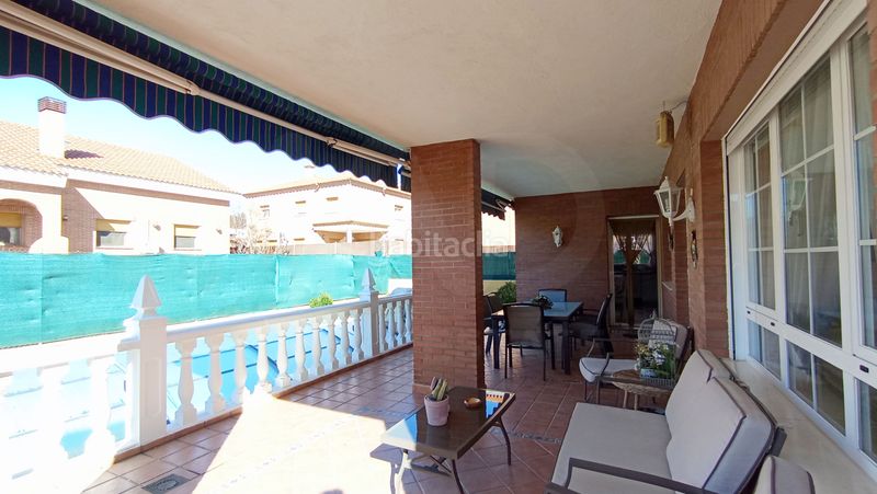 Foto 686ddc95-047a-4699-9390-82114f783c3b. Casa amb calefacció aparcament piscina a Meco pueblo Meco