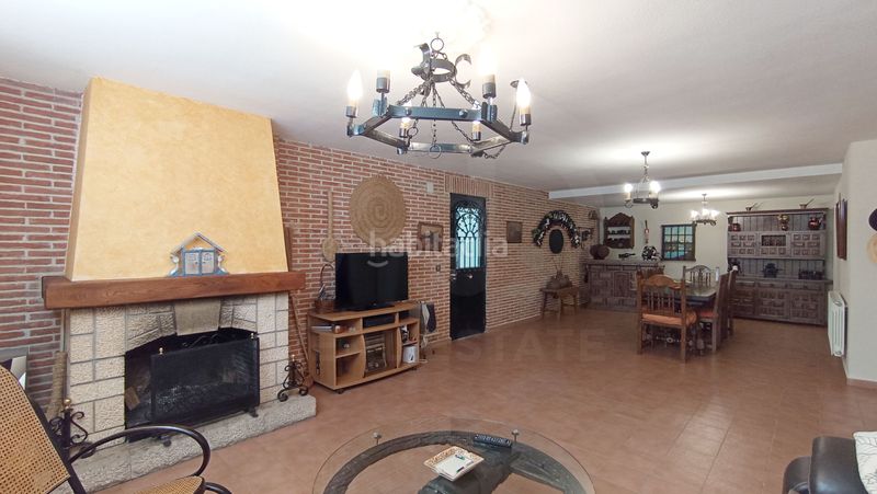 Foto c1a2bc77-7477-423c-8831-e1e7cd7e518f. Casa amb calefacció aparcament piscina a Meco pueblo Meco