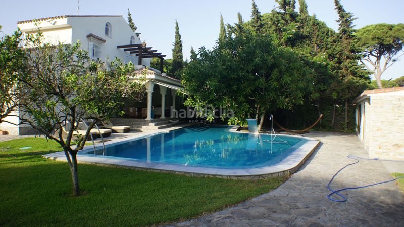 Foto 5b54ea93-02ac-4656-b3d4-e4a7e60178cb. Xalet amb piscina a Barbate Barbate