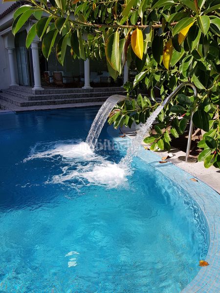 Foto 6d8540c8-7af5-463b-a4a1-b42270dfa11c. Xalet amb piscina a Barbate Barbate