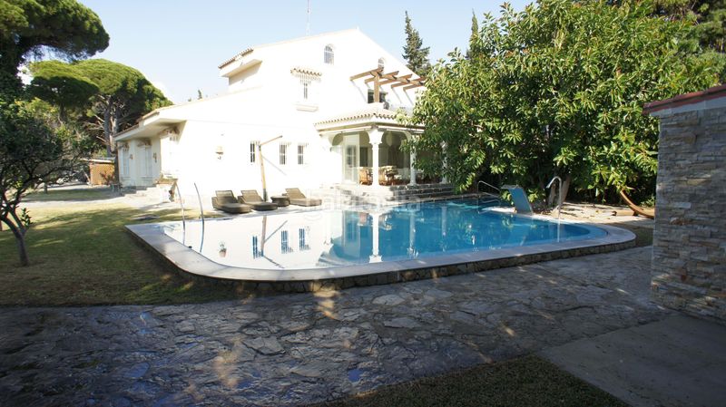 Foto 76588c24-2278-4252-963e-5a2ffd1b170c. Xalet amb piscina a Barbate Barbate