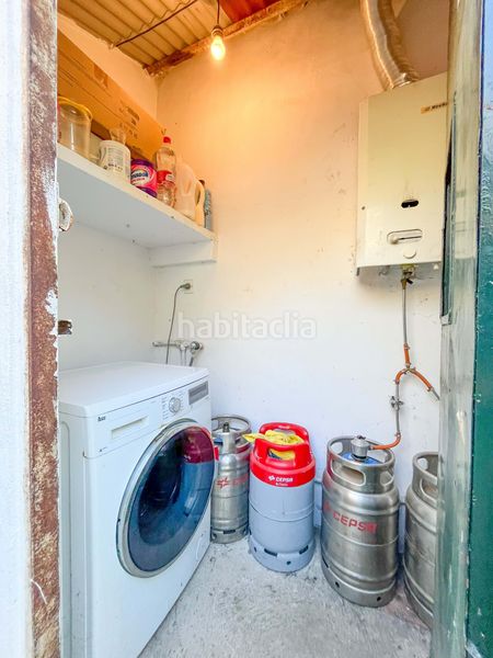 Foto ff8219b3-6580-4c7e-9f2e-a22020778dd5. Finca rústica a avenida del puente a Nava (La)