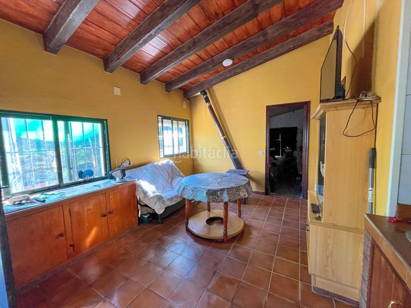 Foto 1a6df235-dd9d-4c8f-b853-9fb96b6f7667. Finca rústica en avenida del puente en Nava (La)