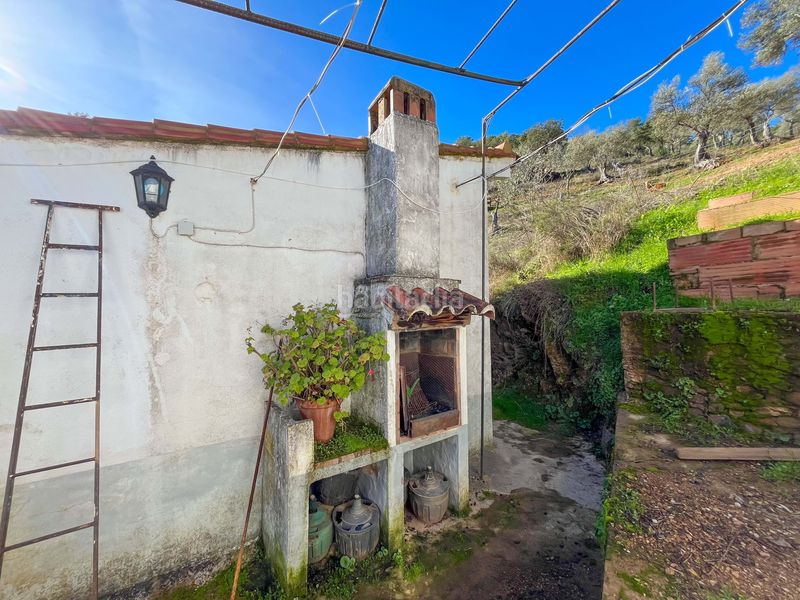 Foto e89ff17e-a784-4bfe-82b5-e5c5d96c9ef4. Finca rústica en avenida del puente en Nava (La)