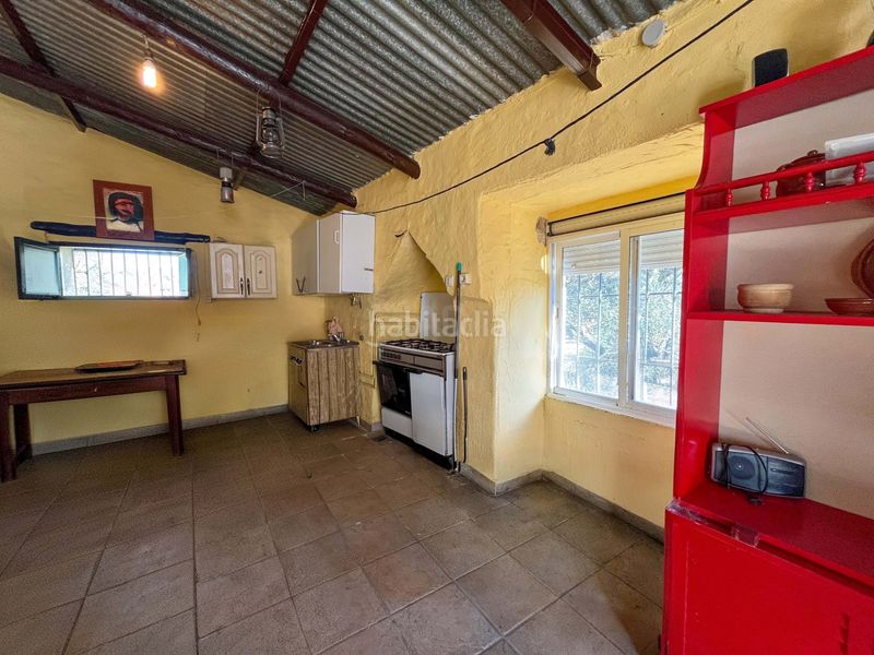 Foto fe146adf-da5d-405f-b7f8-a180a0681575. Finca rústica en avenida del puente en Nava (La)