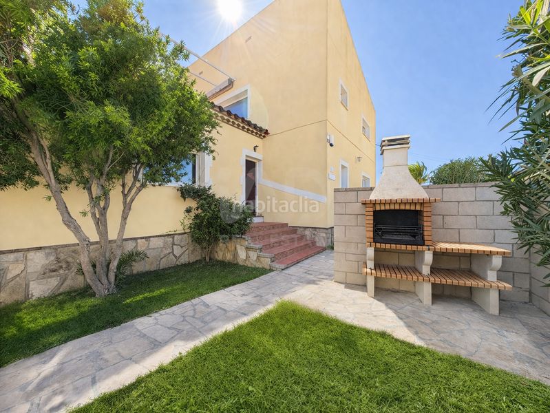 Foto 6aee4228-5367-4e33-87d9-4c49ff83e061. Casa amb calefacció aparcament a Centre Miami Platja