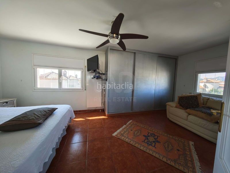 Foto b22b6610-a4a6-475f-9214-0e124fe1e52c. Casa amb calefacció aparcament a Centre Miami Platja