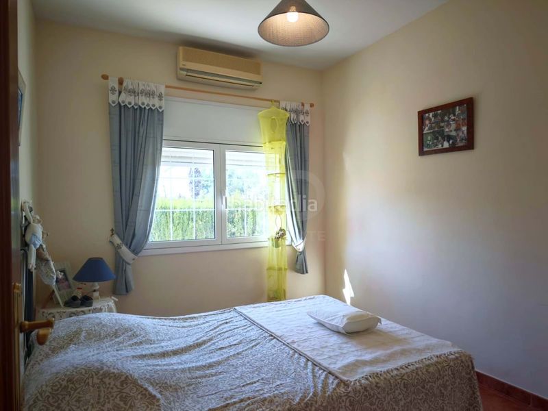 Foto cc38a8dd-4c98-4592-9270-5655ba23f606. Casa amb calefacció aparcament a Centre Miami Platja