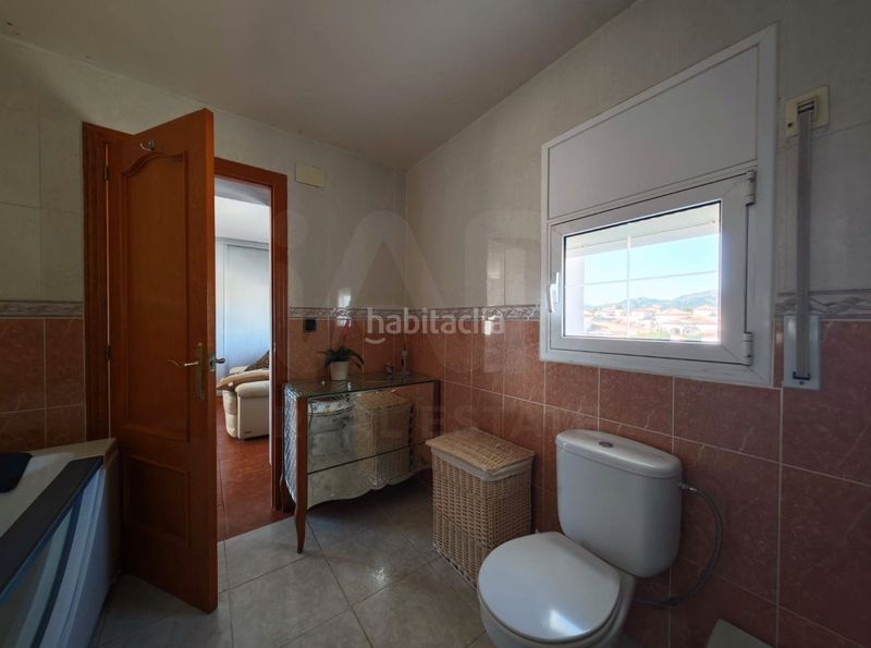 Foto c3de7a3f-113d-4752-ab42-41c2d0163ce7. Casa en Centre Miami Platja