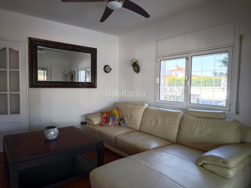 Foto df8843d8-dab6-4e58-86a5-934e775175c6. Casa en Centre Miami Platja