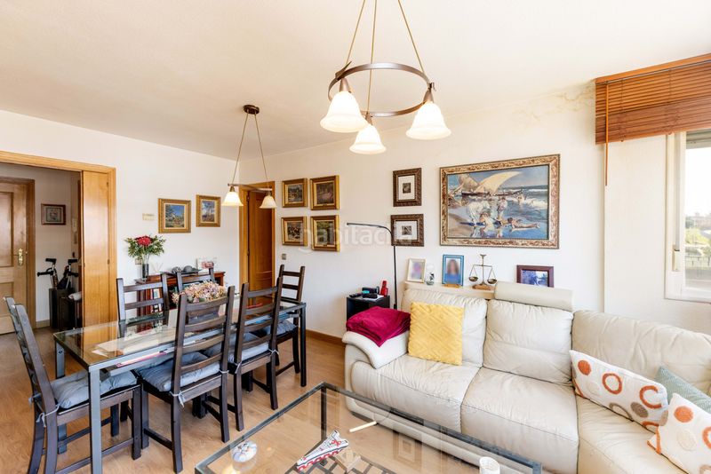 Foto 58093363-9ba0-4edc-bab2-59513a58875f. Àtic amb calefacció piscina a Parque Empresarial Rozas de Madrid (Las)