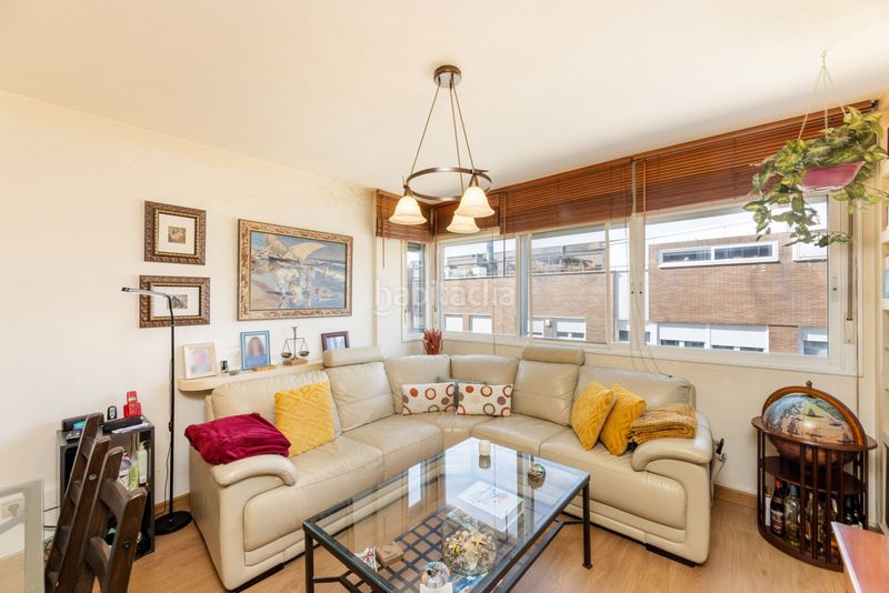 Foto a0e6f2de-bfab-436a-a3da-6a50a541ac2c. Àtic amb calefacció piscina a Parque Empresarial Rozas de Madrid (Las)