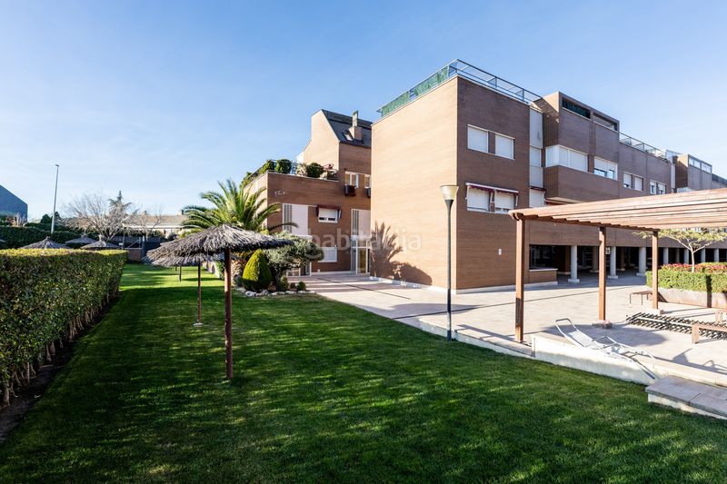 Foto b458b41e-1b39-4f15-a4c4-2e7aa3979694. Àtic amb calefacció piscina a Parque Empresarial Rozas de Madrid (Las)