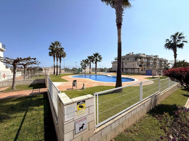 Foto 884d4fe7-3e44-4b5c-9750-54ff3da38f6e. Pis amb piscina a San Jorge