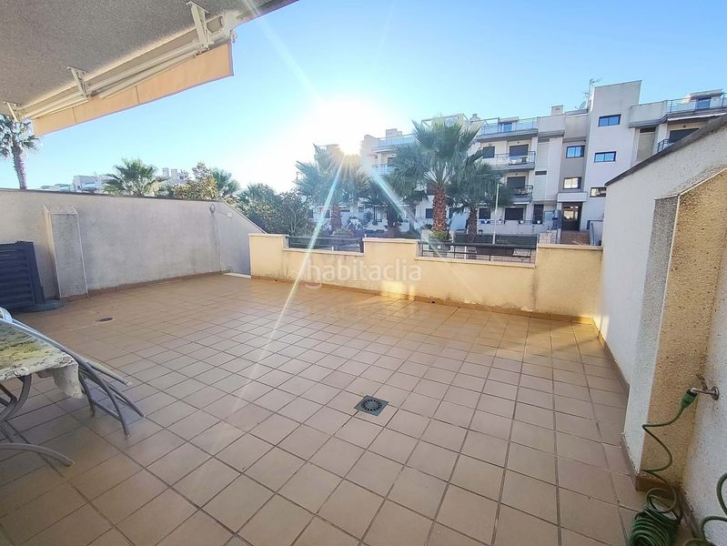 Foto ca7f0930-8d76-4d74-81ac-ea5f08ce237d. Pis amb piscina a San Jorge