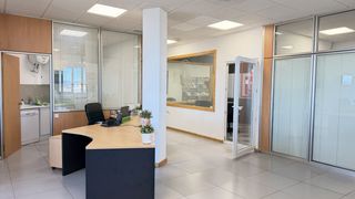 Lloguer Local Comercial a Calle colquide 6 6