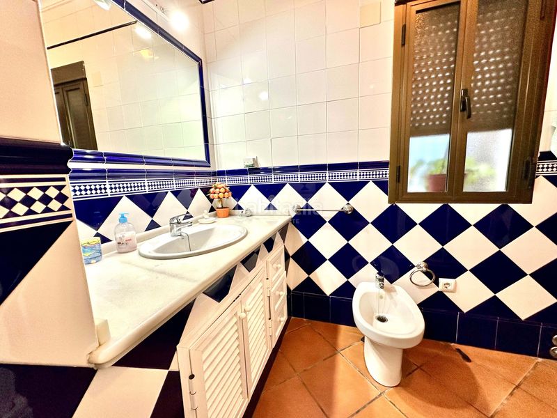 Foto 04f734f5-0594-47cd-bc2d-fb228be84e9c. House with heating parking in Lepe