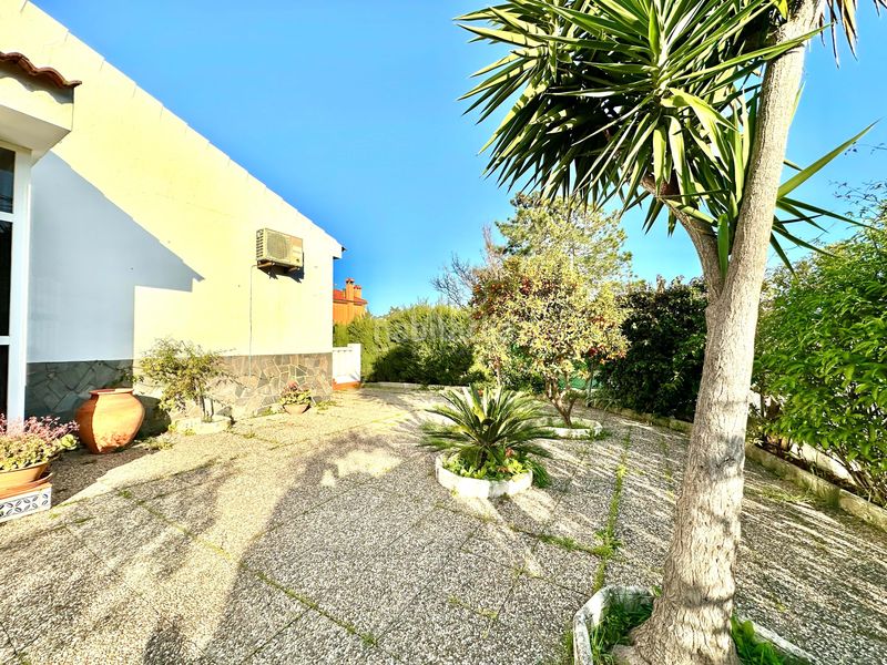 Foto 4abd6f82-5f8e-4d1b-b14c-c90831c36bf0. House with heating parking in Lepe