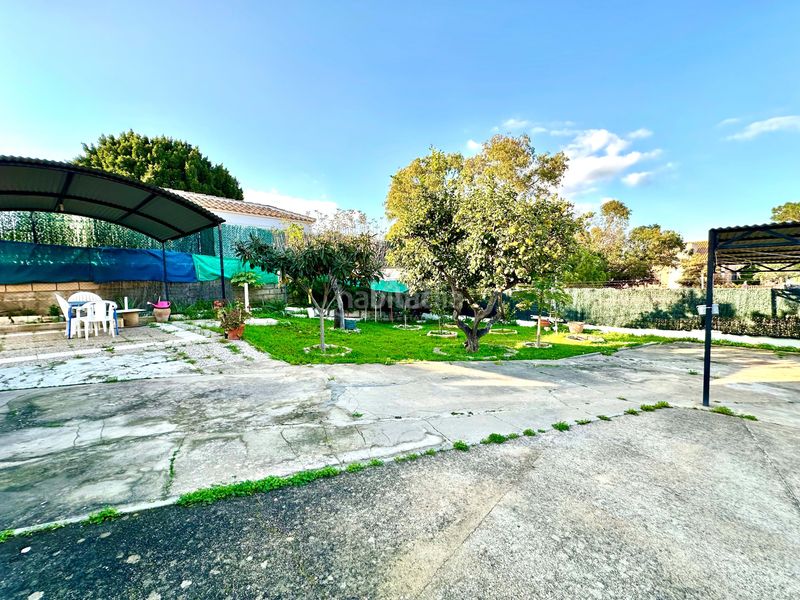 Foto fcde2f4c-2cde-4a23-82d2-72a04a18e2eb. House with heating parking in Lepe