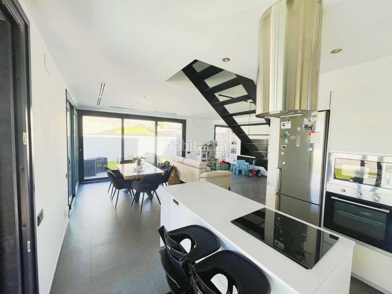 Foto c8598654-5f7d-4a88-af76-bea528e34f72. Casa amb aparcament piscina a Roda de Barà