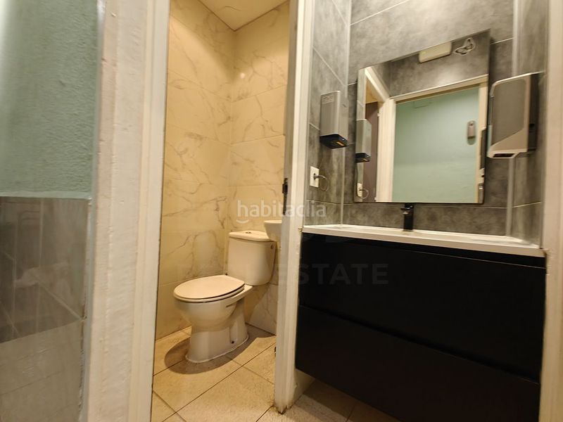 Foto 1038eef0-55c7-4467-b335-5ba4f1fd6bcb. Local comercial a La Nova Esquerra de l´Eixample Barcelona