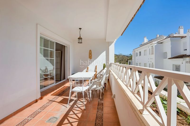 Foto 5f62d53b-2906-4f15-9cb9-63a8c980ede4. Piso en Río Real Marbella