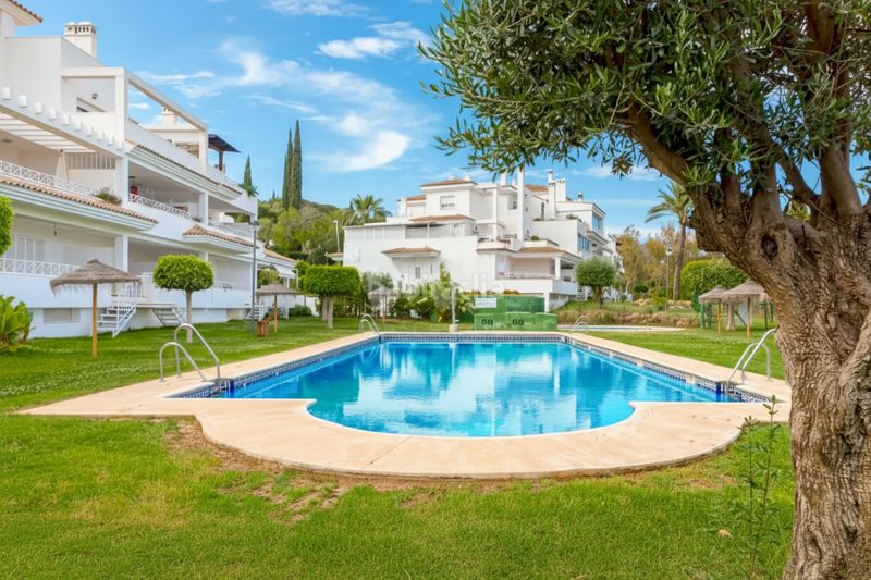 Foto bb22b06b-61f2-4f89-9978-56550b247a62. Piso en Río Real Marbella