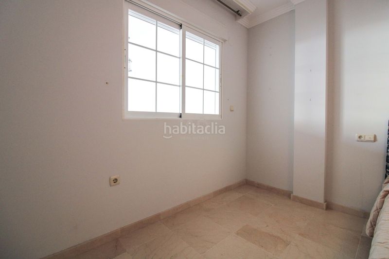 Foto c96573c7-8900-4e04-a6e4-466742304a97. Piso en Río Real Marbella