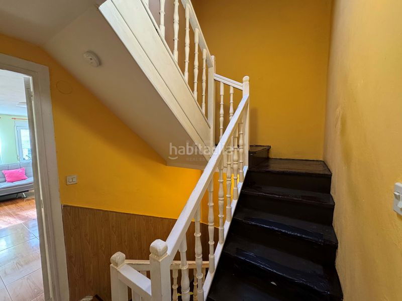 Foto 56b03f86-03f8-4f5b-ac17-414dabebfd21. Casa aparellada amb calefacció a Grado