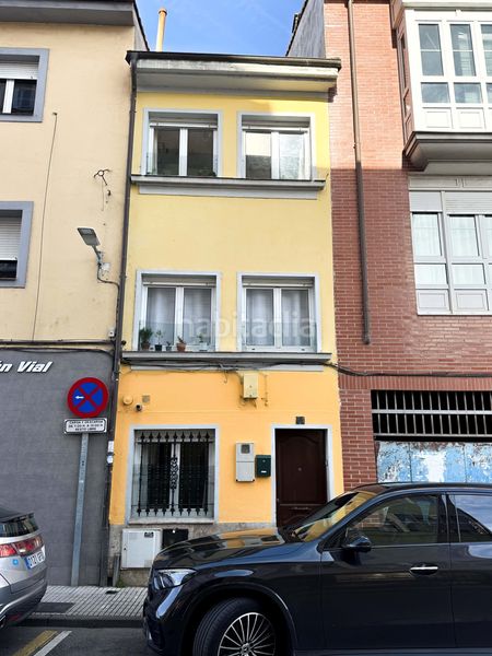 Foto e5e78d79-92eb-4b72-bc01-19e5f344e8e6. Casa aparellada amb calefacció a Grado