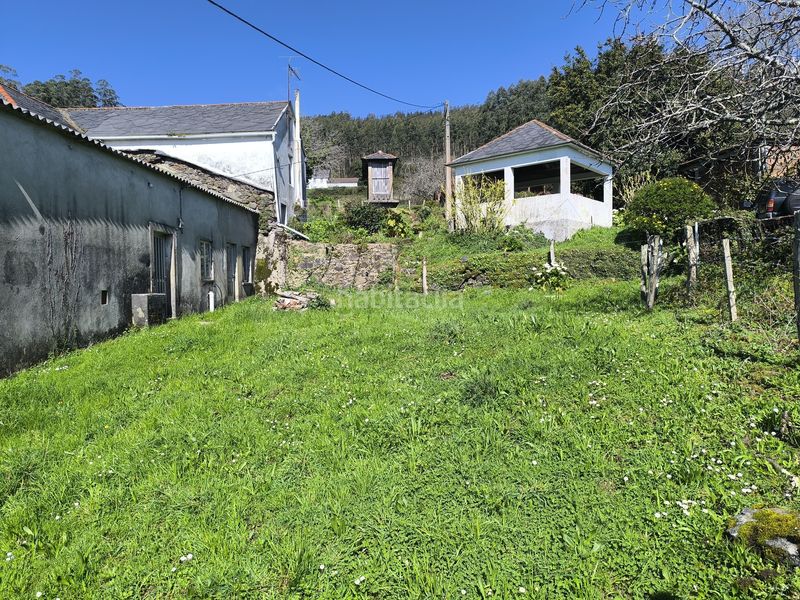 Foto f4cbc275-8f12-41e2-9c77-92b9389ff52c. Casa aparellada amb calefacció a Cedeira