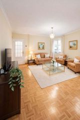 Flat in Calle de fernán gonzález 49