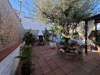 Casa pareada en Sant Llorenç d´Hortons