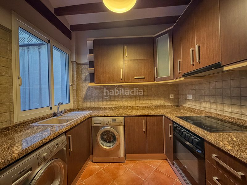 Foto a1805c4a-6c6b-49d2-be77-0e855c5a1342. Edificio in Centro Urbano Dénia